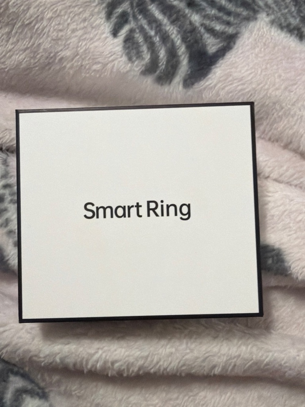 Smart Ring - White/Black Box